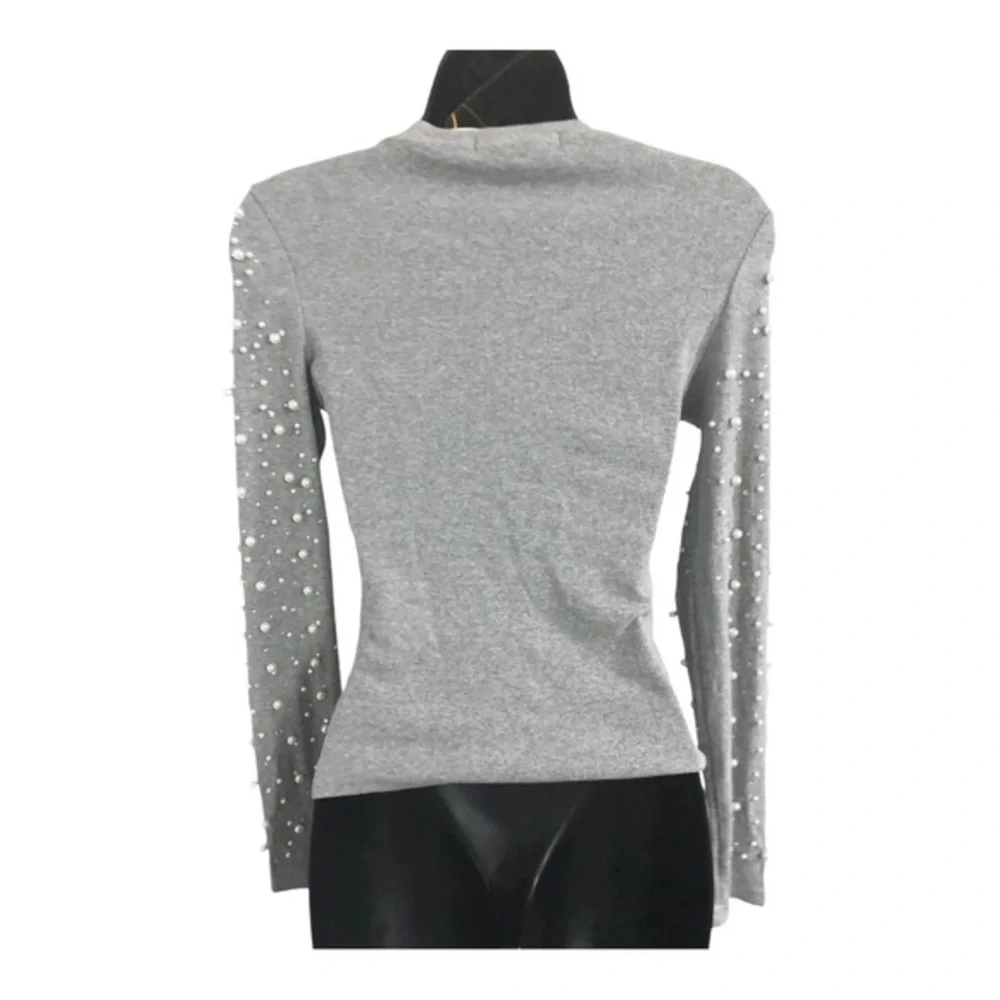 Beautiful Stunning pearl beaded gray long sleeve sweater knit top size small new